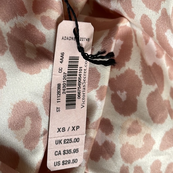 NWT Victoria’s Secret pink pj shirt - Picture 3 of 3